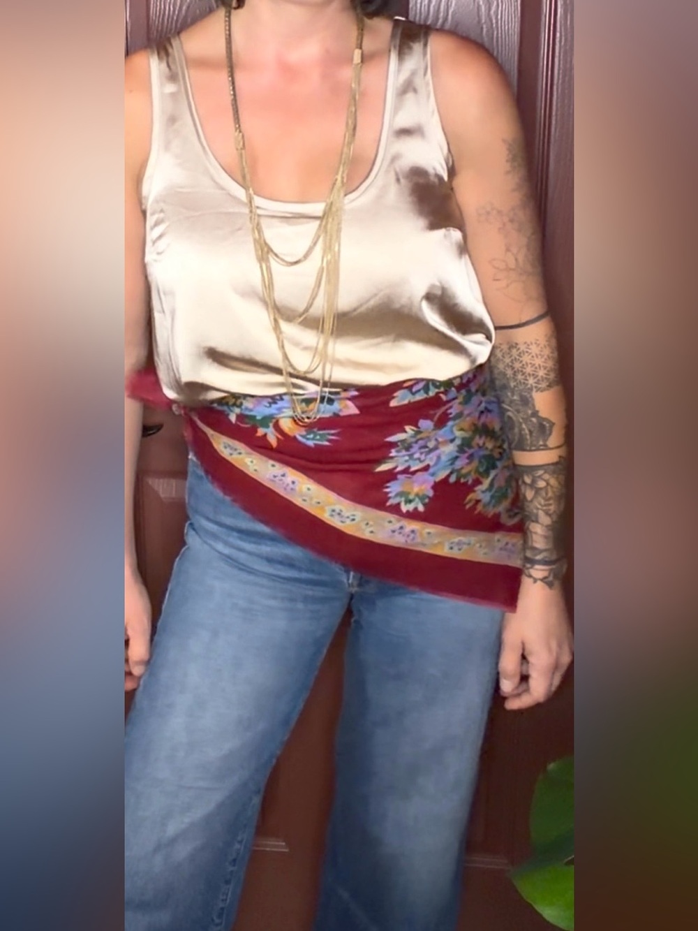 Satin Scoop Neck Sleeveless Top in Cream